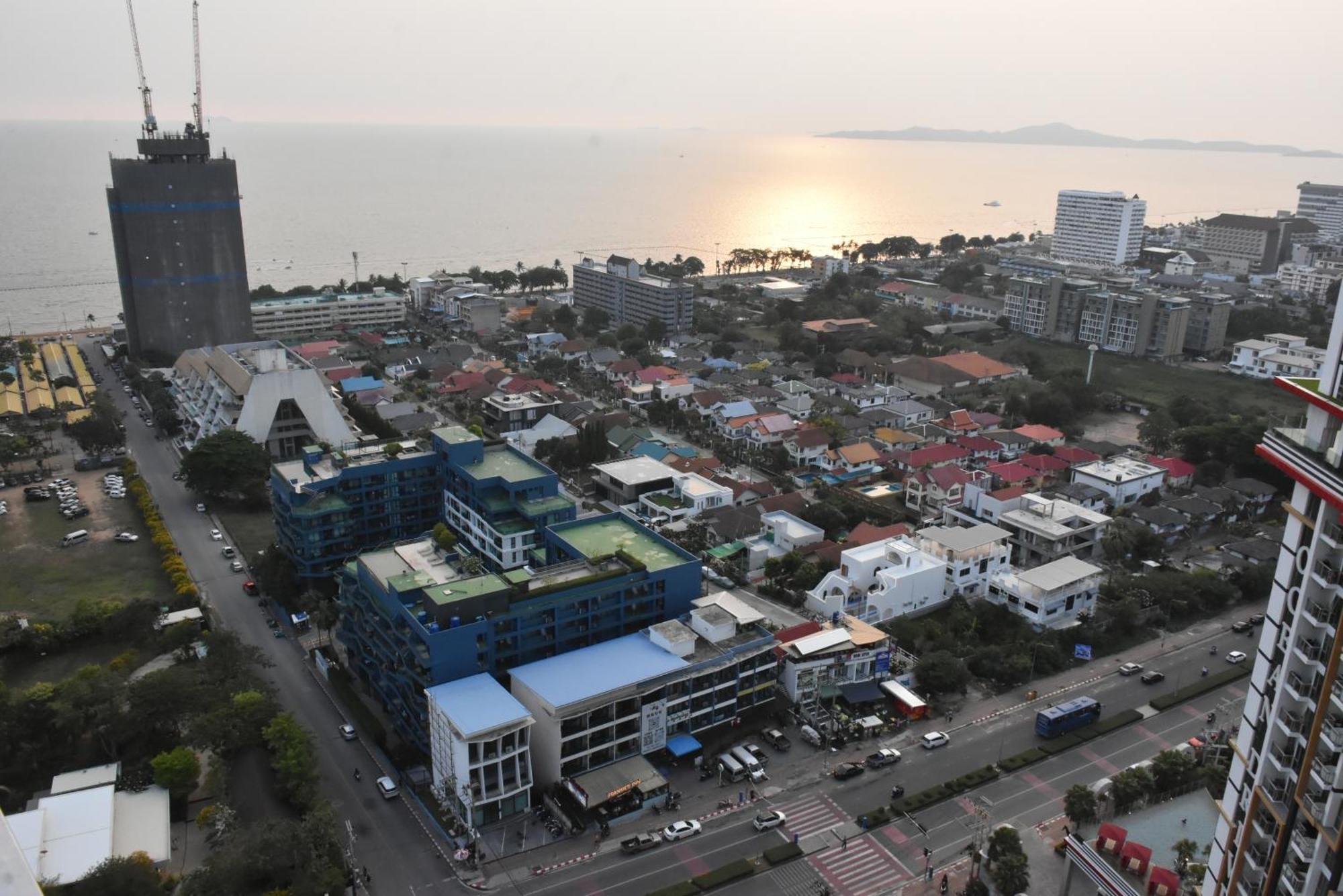 Dusit Grand Condo View Джомтьен Номер фото