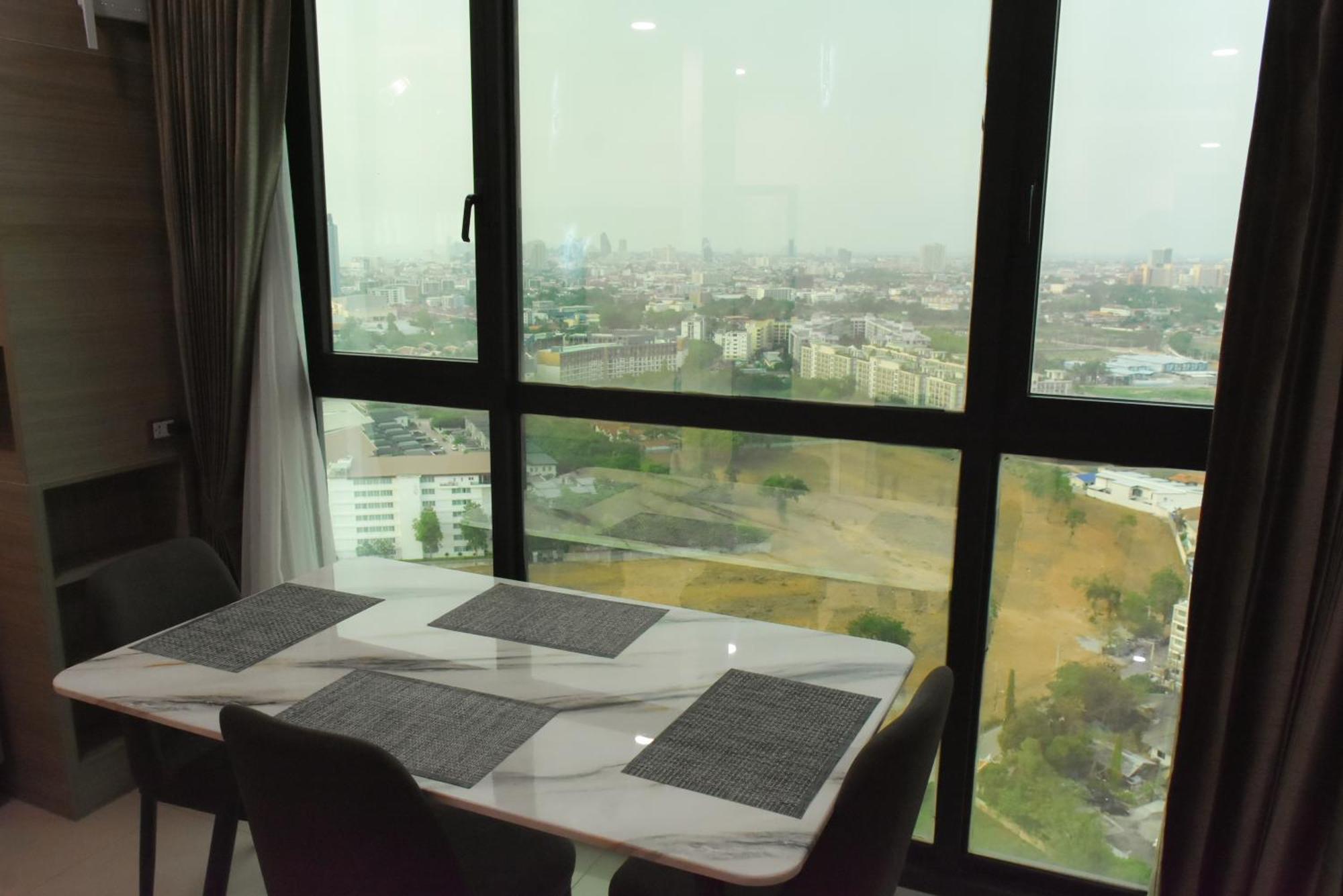 Dusit Grand Condo View Джомтьен Номер фото