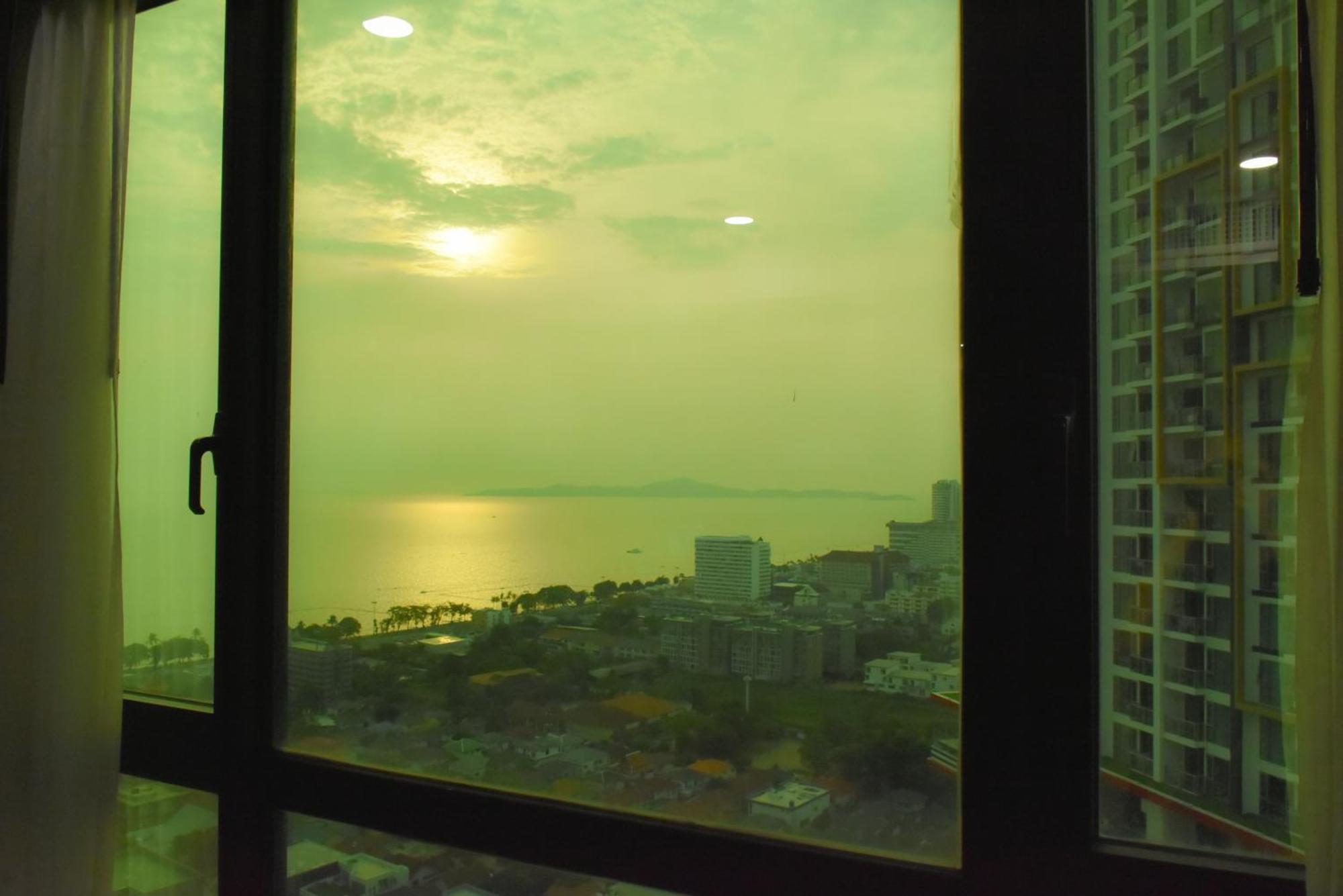 Dusit Grand Condo View Джомтьен Номер фото
