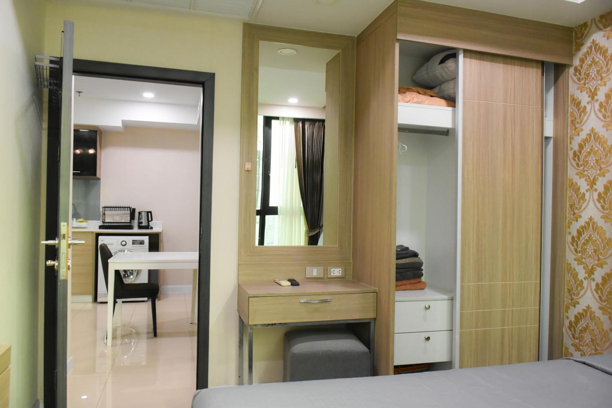 Dusit Grand Condo View Джомтьен Номер фото
