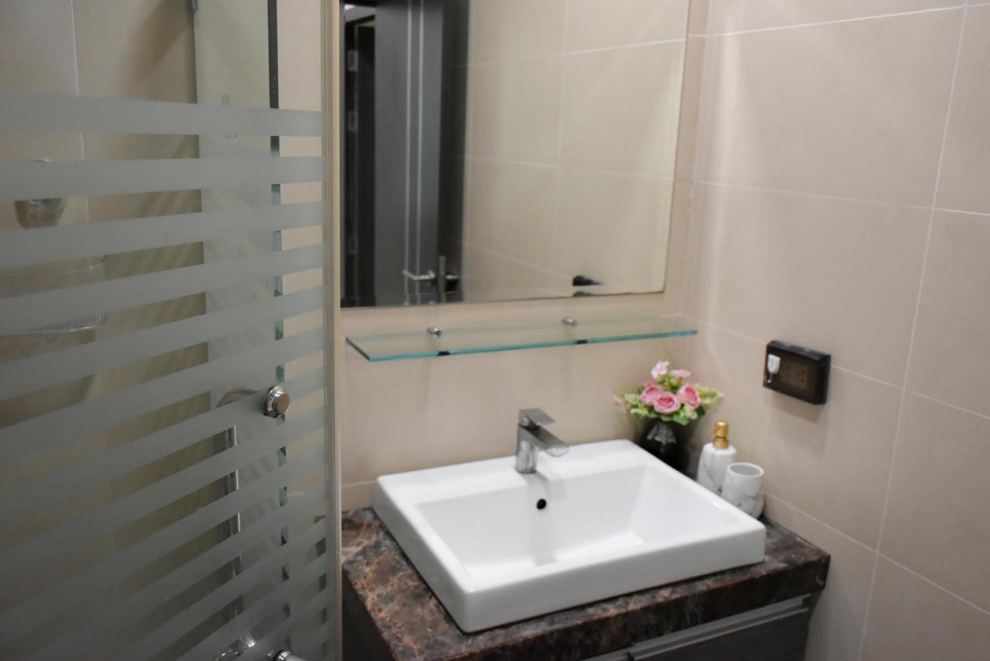 Dusit Grand Condo View Джомтьен Номер фото